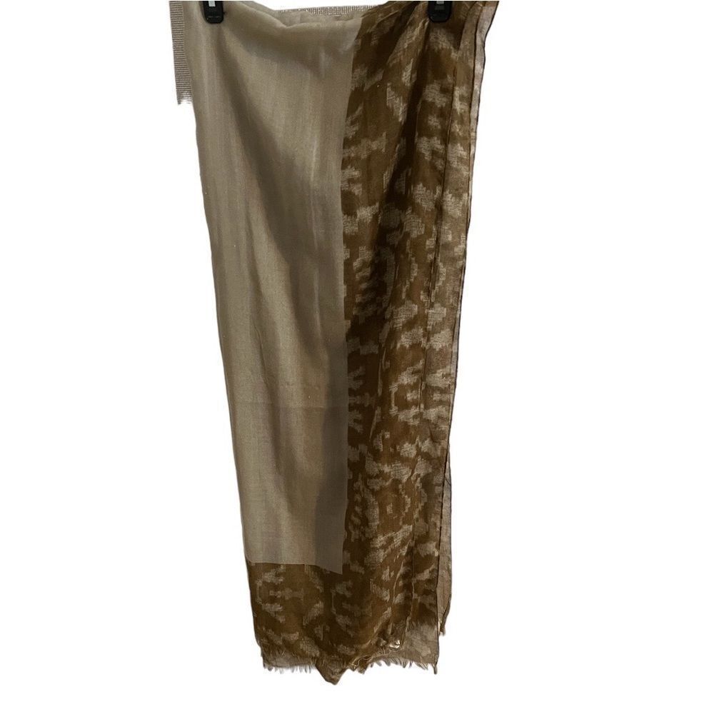 Versatile Scarf - Picture 3 of 4
